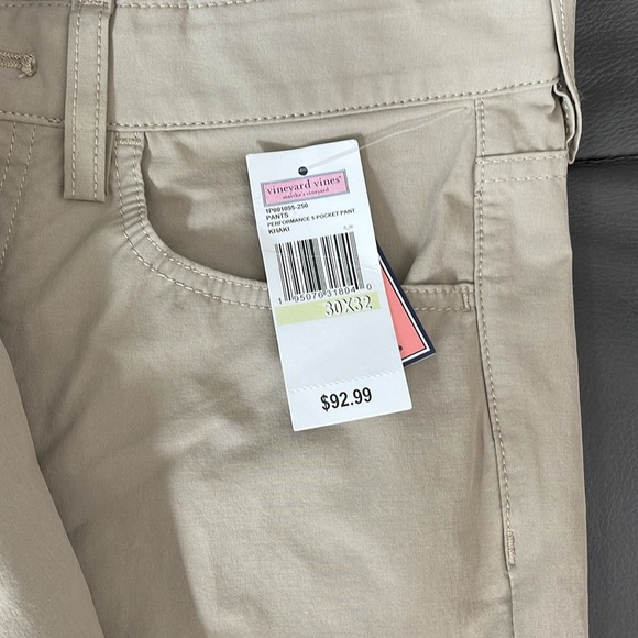 NWT Vineyard Vines khaki pants 30x32 - Picture 3 of 4